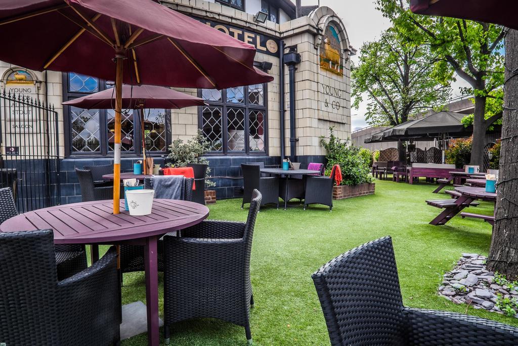 Bridge Hotel Greenford  Exterior foto