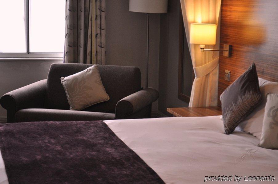 Bridge Hotel Greenford  Habitación foto